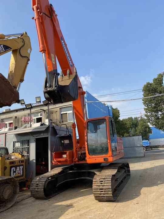 Best Selling DOOSAN excavator machine construction used machinery equipment dx225 DX60 DX70 DH60 DH220 used excavators in stock - حفارة: صور 5 Best Selling DOOSAN excavator machine construction used machinery equipment dx225 DX60 DX70 DH60 DH220 used excavators in stock - حفارة: صور 5