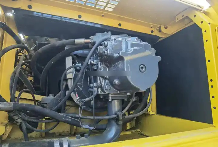 Construction machinery 45 Tons Used Komatsu excavator pc450-8 crawler excavator original Japan Komatsu 450-8 for sale - حفارة: صور 3 Construction machinery 45 Tons Used Komatsu excavator pc450-8 crawler excavator original Japan Komatsu 450-8 for sale - حفارة: صور 3