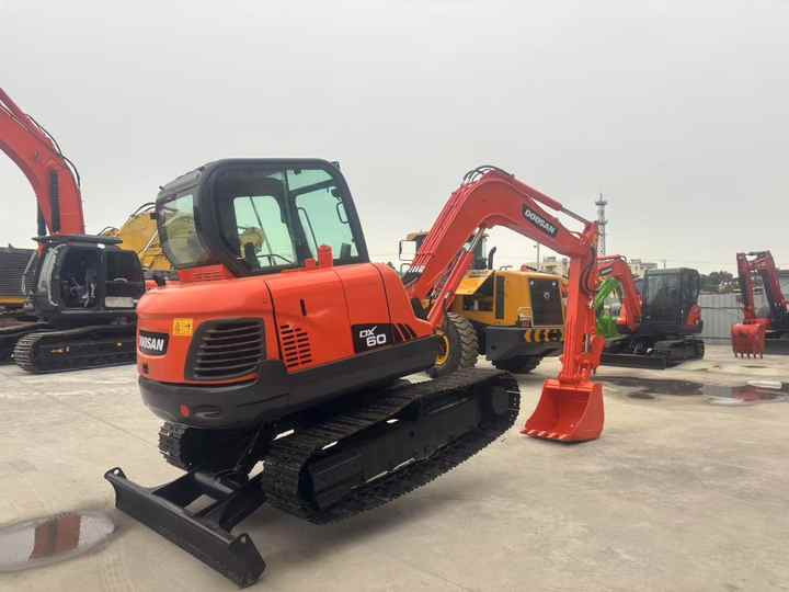 Doosan DX60 DX60-9c DH60-7 DX60W DX80 DX75 DX55 DH35 DH55 Used Mini Excavator Mas Maquinaria Municipal Y Ambiental - حفارة: صور 2 Doosan DX60 DX60-9c DH60-7 DX60W DX80 DX75 DX55 DH35 DH55 Used Mini Excavator Mas Maquinaria Municipal Y Ambiental - حفارة: صور 2