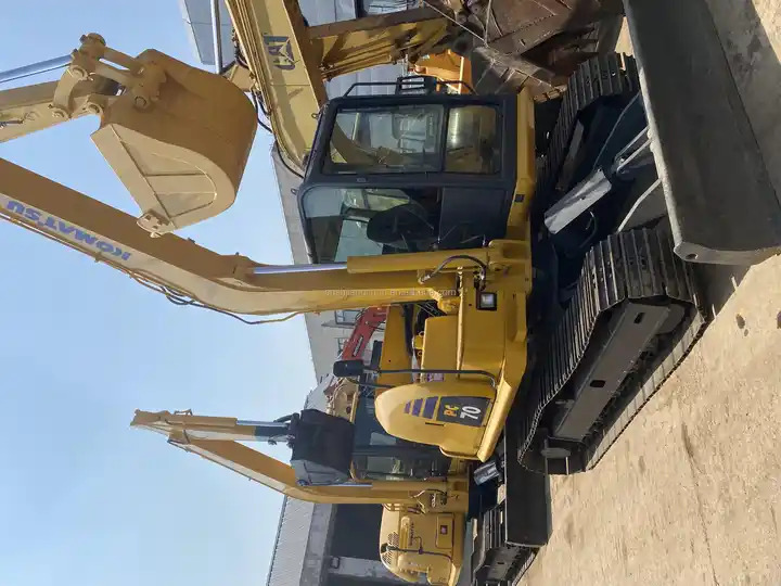 Good Condition Komatsu Used PC70-8 Hydraulic Crawler Excavator Suitable For Construction/ Agriculture Digging - حفارات زحافة: صور 2 Good Condition Komatsu Used PC70-8 Hydraulic Crawler Excavator Suitable For Construction/ Agriculture Digging - حفارات زحافة: صور 2