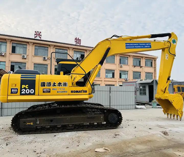 Hot Sale 20 Ton Crawler Excavator Komatsu Pc200-6 Pc200-7 Pc200-8 Original From Japan For Sale In Shanghai - حفارات زحافة: صور 1 Hot Sale 20 Ton Crawler Excavator Komatsu Pc200-6 Pc200-7 Pc200-8 Original From Japan For Sale In Shanghai - حفارات زحافة: صور 1