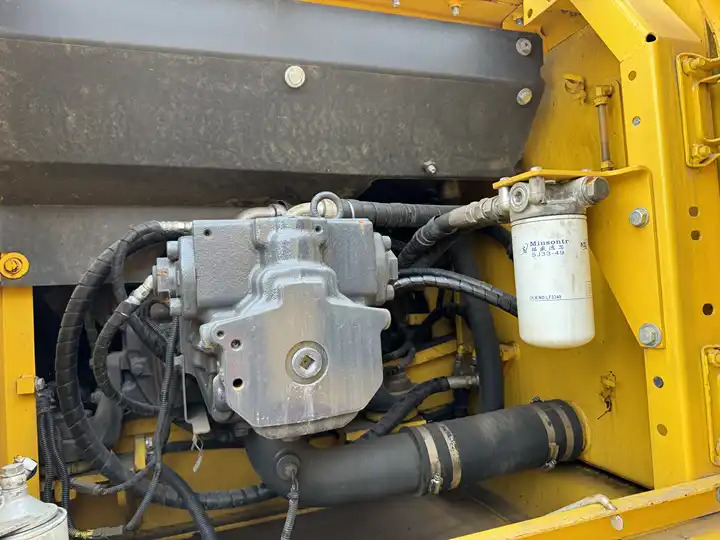 حفارات زحافة Hot Sale 20 Ton Crawler Excavator Komatsu Pc200-6 Pc200-7 Pc200-8 Original From Japan For Sale In Shanghai: صور 7