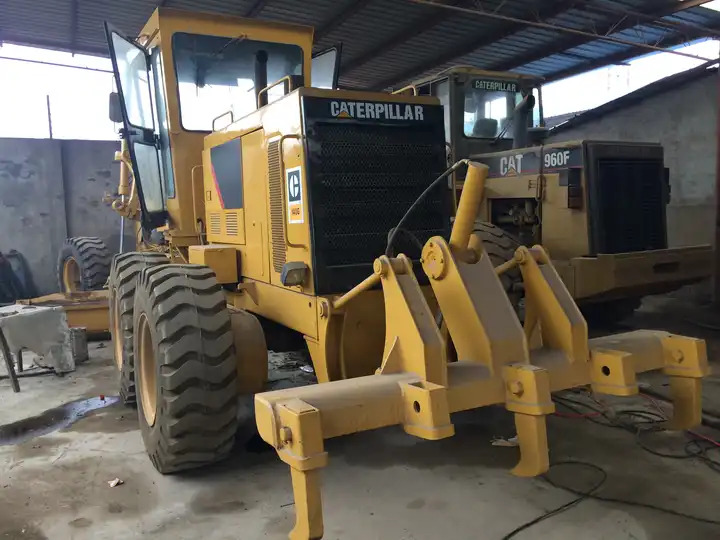 تأجير  Hot sale High quality CAT 140g Used motor grader original ca motor grader 140g  cheap price Hot sale High quality CAT 140g Used motor grader original ca motor grader 140g  cheap price: صور 6