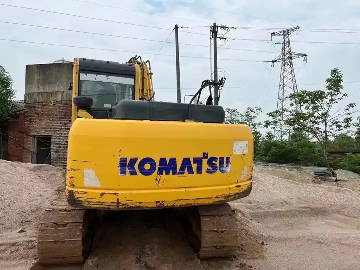 حفارات زحافة Hot sale used komatsu medium excavator PC130-7 /KOMATSU 130-7/ used japanese komatsu excavator 13 ton: صور 7