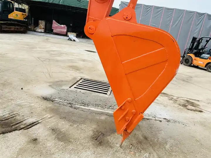 Japan Original 20t Excavator Hitachi Zx200-3g Zx200 Crawler Excavator With 6bg1 Engine Hitachi Excavator - حفارات زحافة: صور 4 Japan Original 20t Excavator Hitachi Zx200-3g Zx200 Crawler Excavator With 6bg1 Engine Hitachi Excavator - حفارات زحافة: صور 4