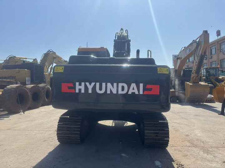 Korea 22 Ton Hyundai 220 Excavator R220LC-9s Used Hyundai Excavator 220 Used Hyundai 220-9 225LC Machine for Construction - حفارة: صور 5 Korea 22 Ton Hyundai 220 Excavator R220LC-9s Used Hyundai Excavator 220 Used Hyundai 220-9 225LC Machine for Construction - حفارة: صور 5
