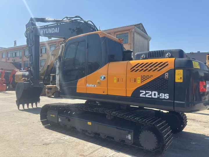 Korea Original Used Hyundai 220LC-9S Excavator Used Robex Hyundai 220 Excavator 220LC-9S Used Excavators for Sale - حفارة: صور 4 Korea Original Used Hyundai 220LC-9S Excavator Used Robex Hyundai 220 Excavator 220LC-9S Used Excavators for Sale - حفارة: صور 4