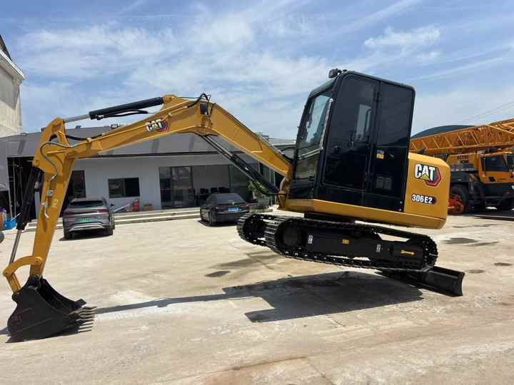 حفارة Original Caterpillar Second-hand CAT306E2/305.5E/307E/308E Used Mini Excavadora 6 Ton Used Cat Excavator Cheap Price: صور 6