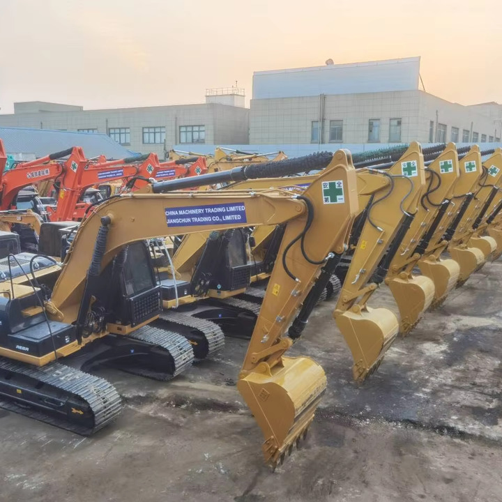 Second Hand Large Excavator CAT 320D 320d2 Caterpillar 20 Ton Used Crawler Excavator Caterpillar 320 Excavators - حفارة: صور 1 Second Hand Large Excavator CAT 320D 320d2 Caterpillar 20 Ton Used Crawler Excavator Caterpillar 320 Excavators - حفارة: صور 1