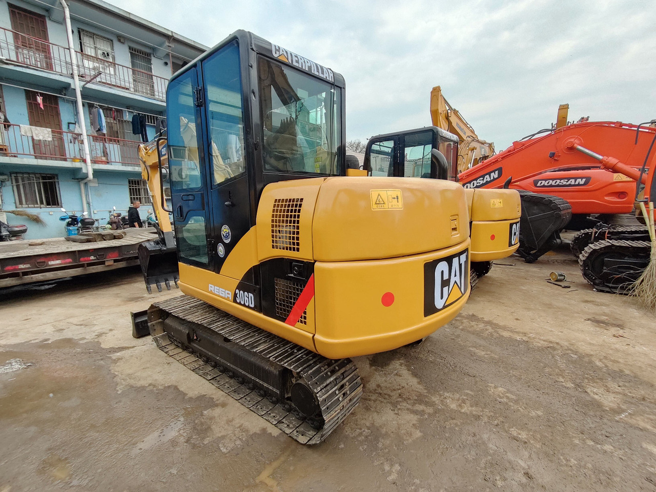 Used Mini cat 306 excavator 6tons excavator on sale - حفارات زحافة: صور 5 Used Mini cat 306 excavator 6tons excavator on sale - حفارات زحافة: صور 5