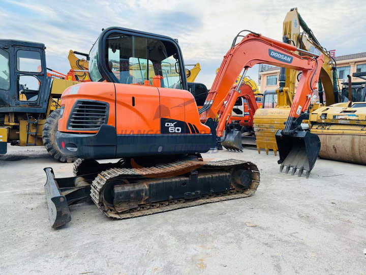 Used excavator doosan dx60 excavators earth-moving machinery doosan dx60 dx80 dx75 dx225 dh60 dh60-7for sale - حفارات زحافة: صور 4 Used excavator doosan dx60 excavators earth-moving machinery doosan dx60 dx80 dx75 dx225 dh60 dh60-7for sale - حفارات زحافة: صور 4
