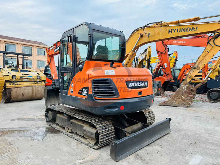 Used excavator doosan dx60 excavators earth-moving machinery doosan dx60 dx80 dx75 dx225 dh60 dh60-7for sale - حفارات زحافة: صور 5 Used excavator doosan dx60 excavators earth-moving machinery doosan dx60 dx80 dx75 dx225 dh60 dh60-7for sale - حفارات زحافة: صور 5