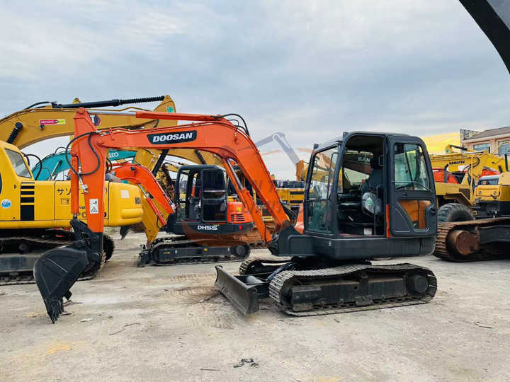 Used excavator doosan dx60 excavators earth-moving machinery doosan dx60 dx80 dx75 dx225 dh60 dh60-7for sale - حفارات زحافة: صور 3 Used excavator doosan dx60 excavators earth-moving machinery doosan dx60 dx80 dx75 dx225 dh60 dh60-7for sale - حفارات زحافة: صور 3