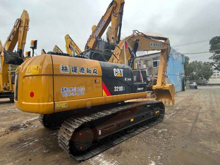 Hot used excavator cat 312 320c 320d 330 Japan used caterpillar excavator for sale - حفارات زحافة: صور 2 Hot used excavator cat 312 320c 320d 330 Japan used caterpillar excavator for sale - حفارات زحافة: صور 2