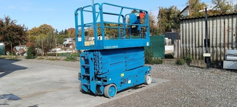 Genie GS4047 - 13,7m - electric - رافعات مقصية: صور 2 Genie GS4047 - 13,7m - electric - رافعات مقصية: صور 2
