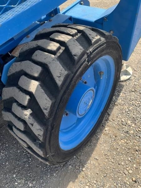 رافعات مقصية Genie GS4390 - 15,11m, diesel, 4x4: صور 15