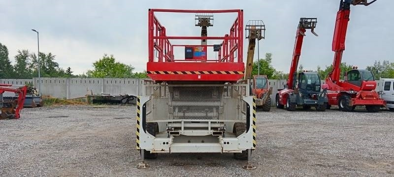 Genie GS4390 - 15,11m, diesel, 4x4 - رافعات مقصية: صور 3 Genie GS4390 - 15,11m, diesel, 4x4 - رافعات مقصية: صور 3