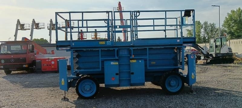 Genie GS4390 - 15,11m, diesel, 4x4 - رافعات مقصية: صور 5 Genie GS4390 - 15,11m, diesel, 4x4 - رافعات مقصية: صور 5