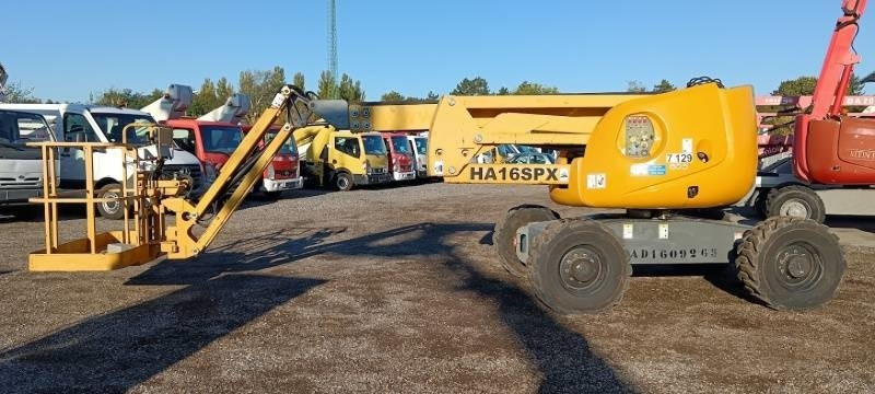 Haulotte HA16SPX - 16m, 4x4, diesel - رافعات سلة مفصلية: صور 5 Haulotte HA16SPX - 16m, 4x4, diesel - رافعات سلة مفصلية: صور 5