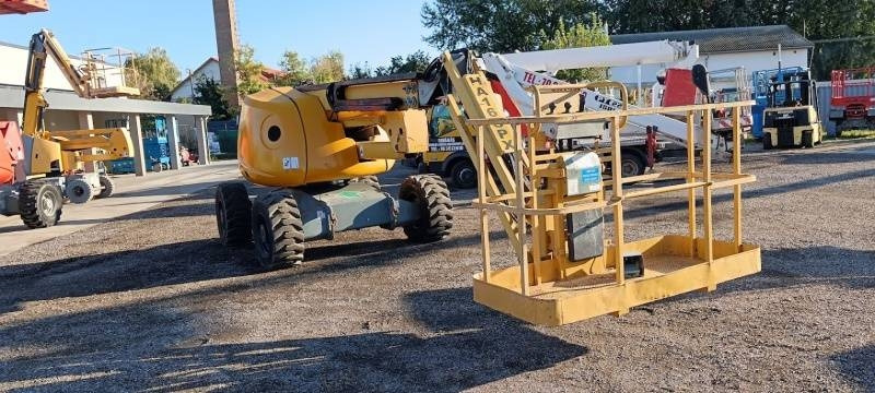 Haulotte HA16SPX - 16m, 4x4, diesel - رافعات سلة مفصلية: صور 1 Haulotte HA16SPX - 16m, 4x4, diesel - رافعات سلة مفصلية: صور 1