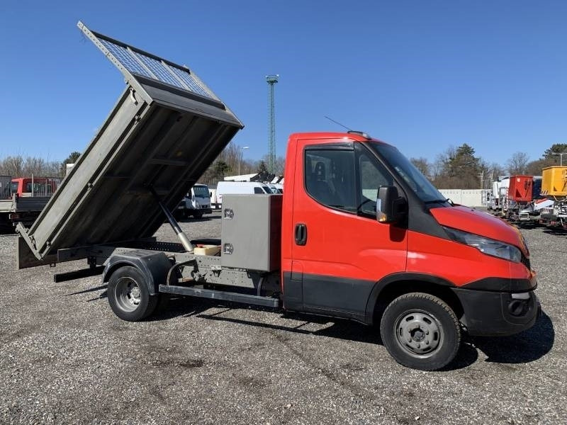 Iveco 35C13 - Tipper - قلابات: صور 1 Iveco 35C13 - Tipper - قلابات: صور 1