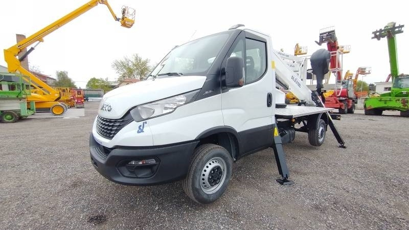 Iveco Daily Oil&Steel Snake 2010 Plus - 20 m - 250 kg - مصاعد الازدهار محمولة على شاحنة: صور 1 Iveco Daily Oil&Steel Snake 2010 Plus - 20 m - 250 kg - مصاعد الازدهار محمولة على شاحنة: صور 1