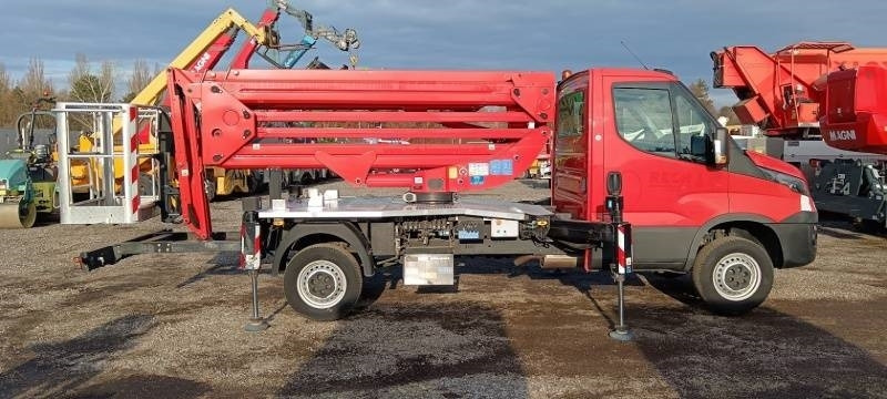 Iveco Daily Ruthmann-Ecoline RS200 - 20m - 250 kg - مصاعد الازدهار محمولة على شاحنة: صور 4 Iveco Daily Ruthmann-Ecoline RS200 - 20m - 250 kg - مصاعد الازدهار محمولة على شاحنة: صور 4