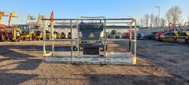 JLG 460SJ - 16,09 m, 230 kg, 4x4 - رافعات سلة مفصلية: صور 3 JLG 460SJ - 16,09 m, 230 kg, 4x4 - رافعات سلة مفصلية: صور 3