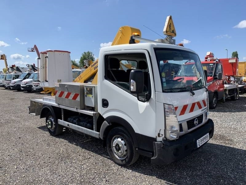 Nissan Cabstar France Elevateur Topy 11 - 11 m - مصاعد الازدهار محمولة على شاحنة: صور 1 Nissan Cabstar France Elevateur Topy 11 - 11 m - مصاعد الازدهار محمولة على شاحنة: صور 1