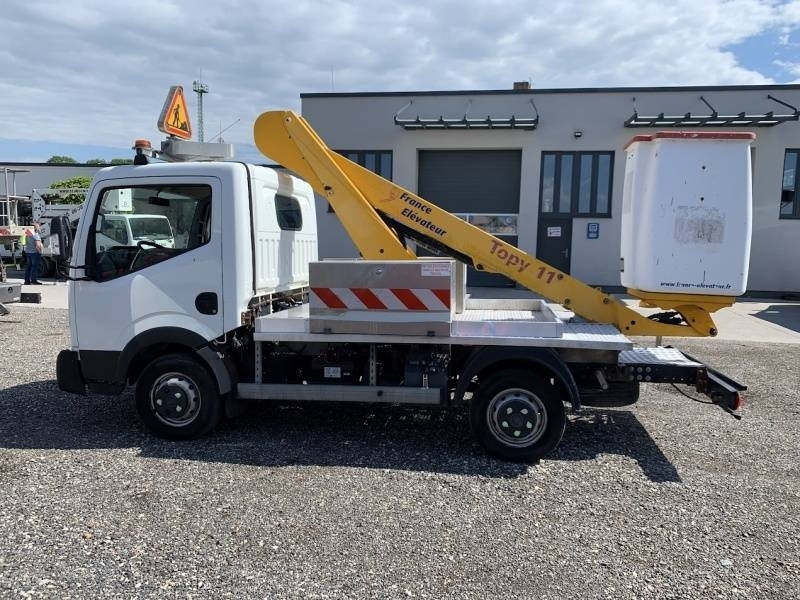 Nissan Cabstar France Elevateur Topy 11 - 11 m - مصاعد الازدهار محمولة على شاحنة: صور 5 Nissan Cabstar France Elevateur Topy 11 - 11 m - مصاعد الازدهار محمولة على شاحنة: صور 5