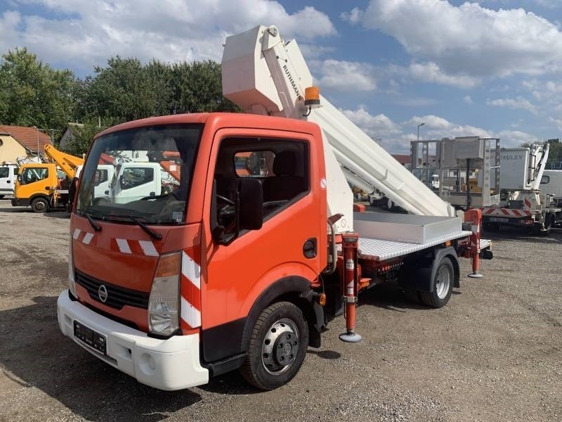 Nissan Cabstar Ruthmann TB270 - 27m - 230 kg  - مصاعد الازدهار محمولة على شاحنة: صور 2 Nissan Cabstar Ruthmann TB270 - 27m - 230 kg  - مصاعد الازدهار محمولة على شاحنة: صور 2