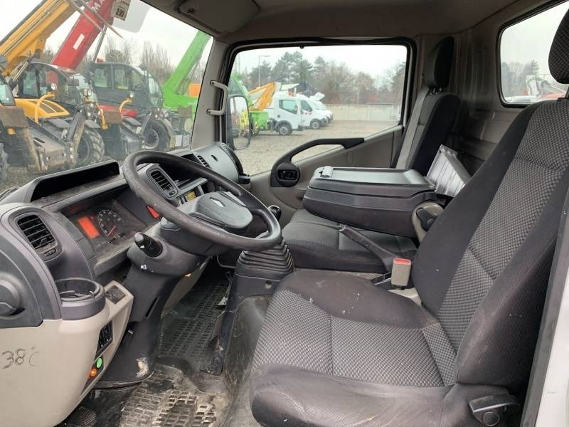 تأجير Renault Maxity Multitel MT202DS - 20m - 200 kg  Renault Maxity Multitel MT202DS - 20m - 200 kg: صور 9