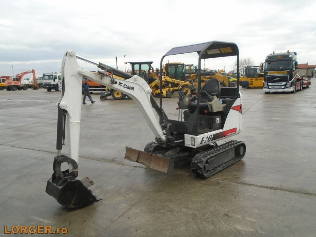 Bobcat E 16 - حفارة مصغرة: صور 1 Bobcat E 16 - حفارة مصغرة: صور 1