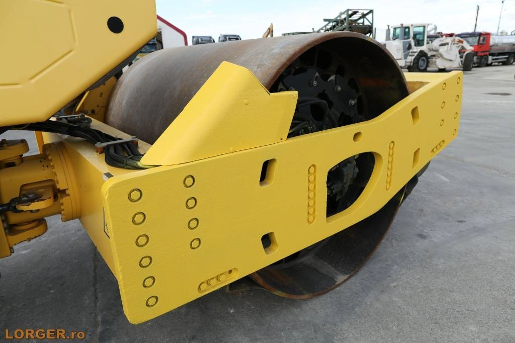 مدماج Bomag BW 219 D H-4: صور 17 مدماج Bomag BW 219 D H-4: صور 17