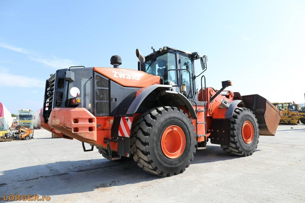 Hitachi ZW 310-5B - اللودر بعجل: صور 3 Hitachi ZW 310-5B - اللودر بعجل: صور 3