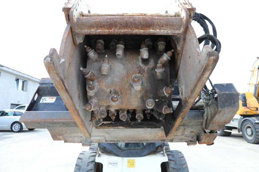 Simex PL4520 - ماكينات لصقل الأسفلت: صور 5 Simex PL4520 - ماكينات لصقل الأسفلت: صور 5