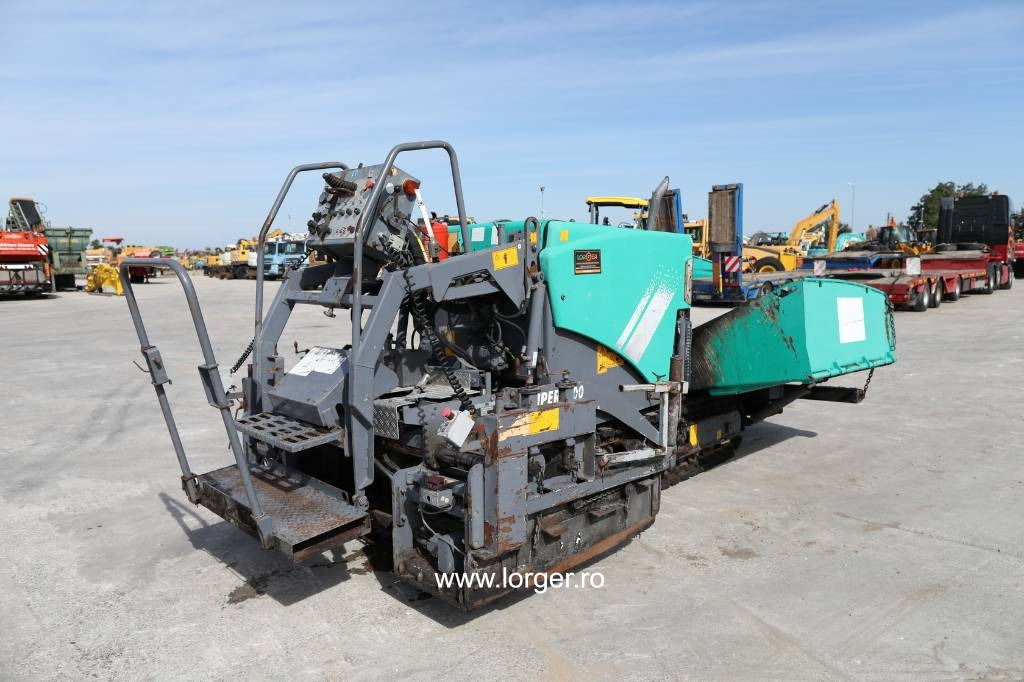 Vögele Super 600 - العامل بالقار: صور 1 Vögele Super 600 - العامل بالقار: صور 1