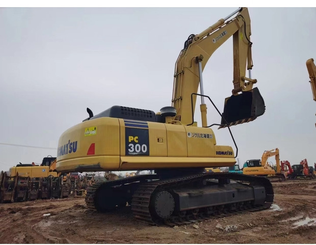 2021 Komatsu PC300-8 - حفارات زحافة: صور 4 2021 Komatsu PC300-8 - حفارات زحافة: صور 4