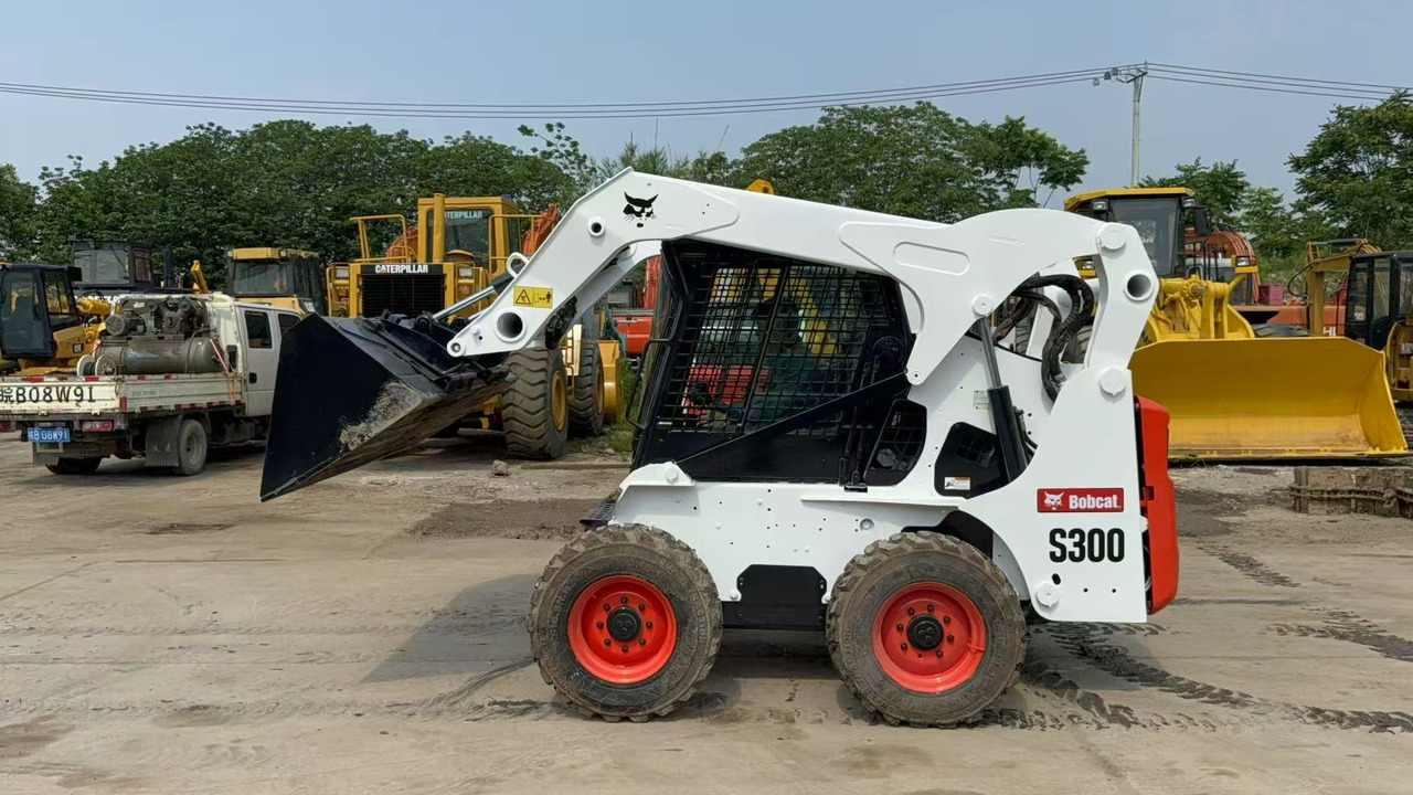 BOBCAT - شيول صغير: صور 1 BOBCAT - شيول صغير: صور 1