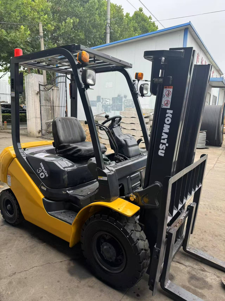 KOMATSU FD30 - رافعة شوكية: صور 3 KOMATSU FD30 - رافعة شوكية: صور 3