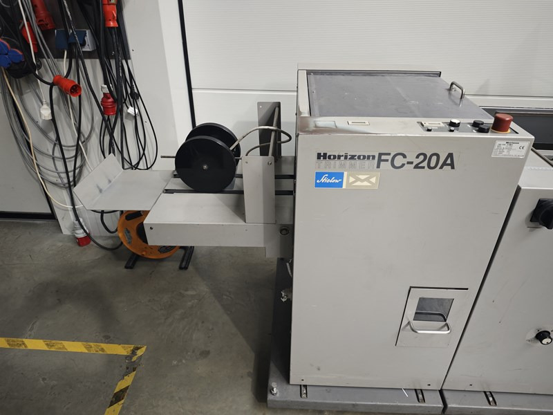 Horizon VAC-100 a VAC-100 m SPF-20 A FC-20 A - آلات الطباعة: صور 3 Horizon VAC-100 a VAC-100 m SPF-20 A FC-20 A - آلات الطباعة: صور 3