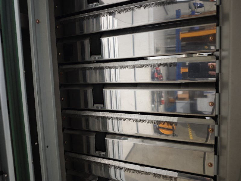 Horizon VAC-100 c | collator | 10 stations | 2005 | 1.17 mio - آلات الطباعة: صور 4 Horizon VAC-100 c | collator | 10 stations | 2005 | 1.17 mio - آلات الطباعة: صور 4