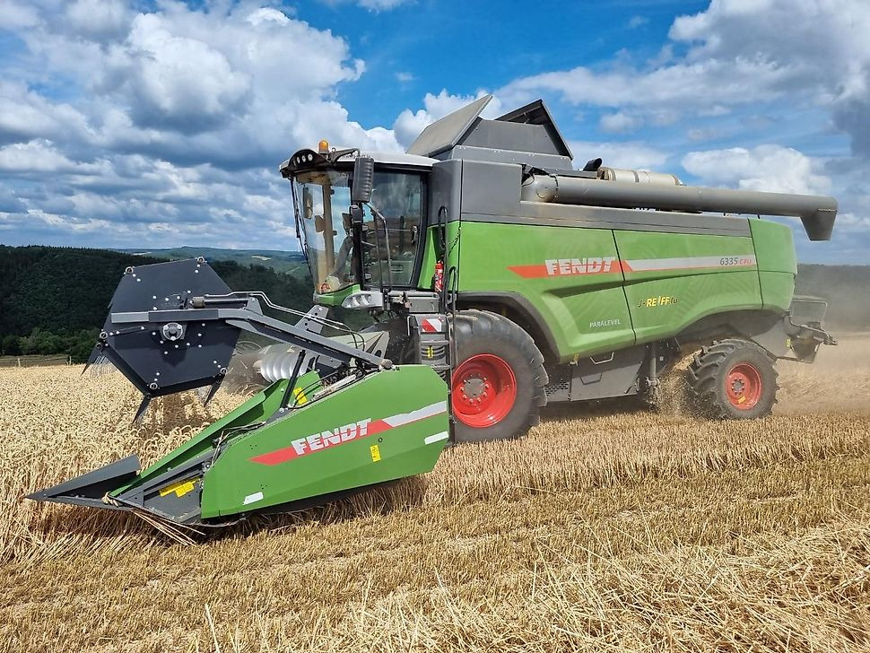 J.Reiff Sarl
Herr Stefan Neukirch - 77 Z.I in den - حصادة شاملة: صور 2 J.Reiff Sarl
Herr Stefan Neukirch - 77 Z.I in den - حصادة شاملة: صور 2