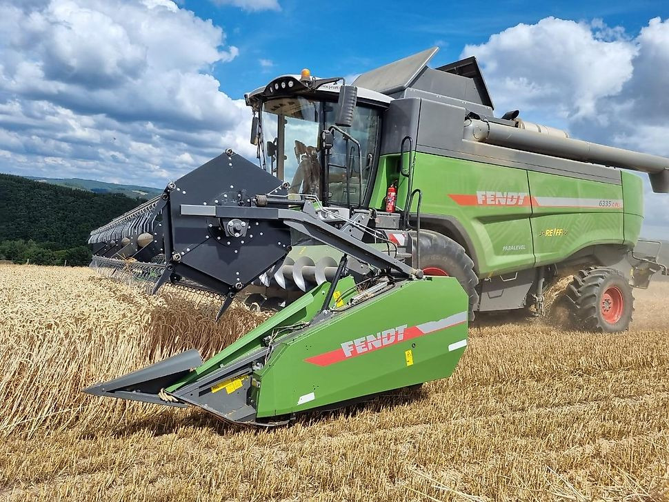 J.Reiff Sarl
Herr Stefan Neukirch - 77 Z.I in den - حصادة شاملة: صور 1 J.Reiff Sarl
Herr Stefan Neukirch - 77 Z.I in den - حصادة شاملة: صور 1