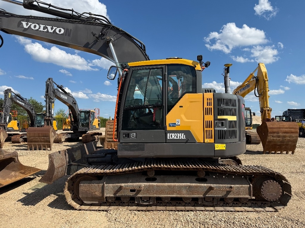 Volvo ECR 235 EL - حفارات زحافة: صور 3 Volvo ECR 235 EL - حفارات زحافة: صور 3