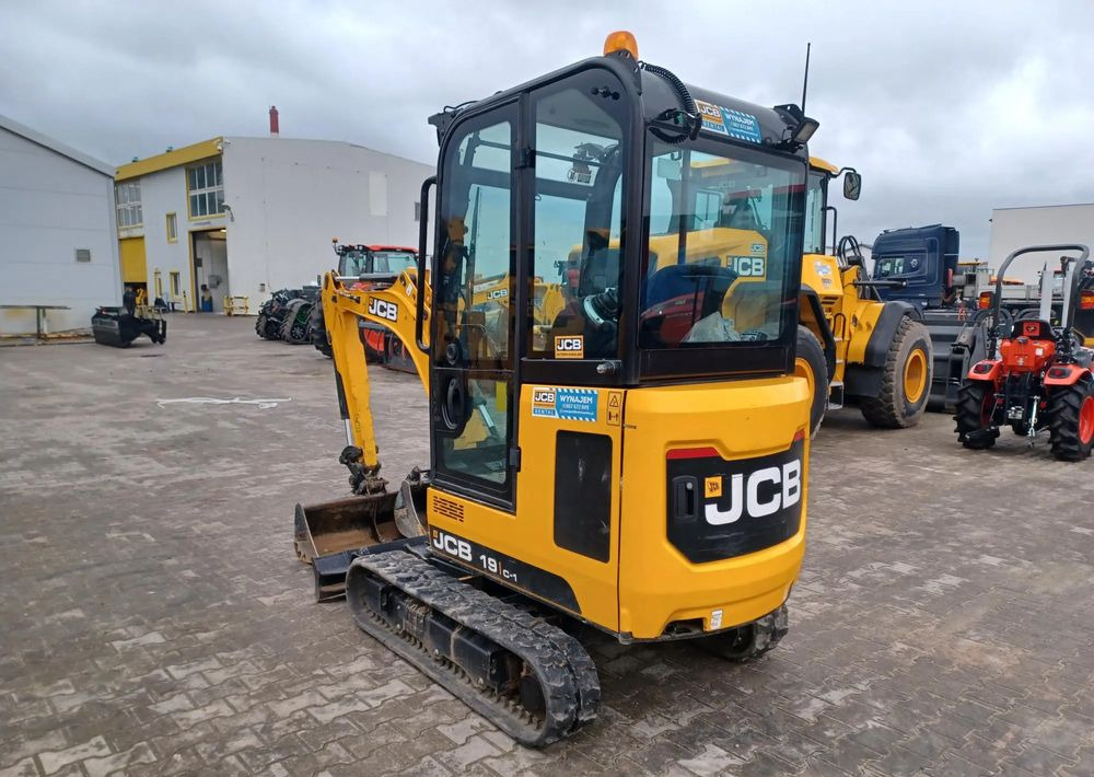 JCB 19C-1 - حفارات زحافة: صور 5 JCB 19C-1 - حفارات زحافة: صور 5