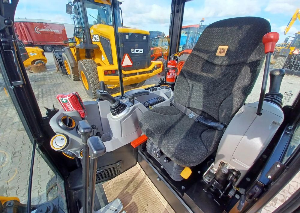 حفارة مصغرة JCB 35Z-1: صور 11