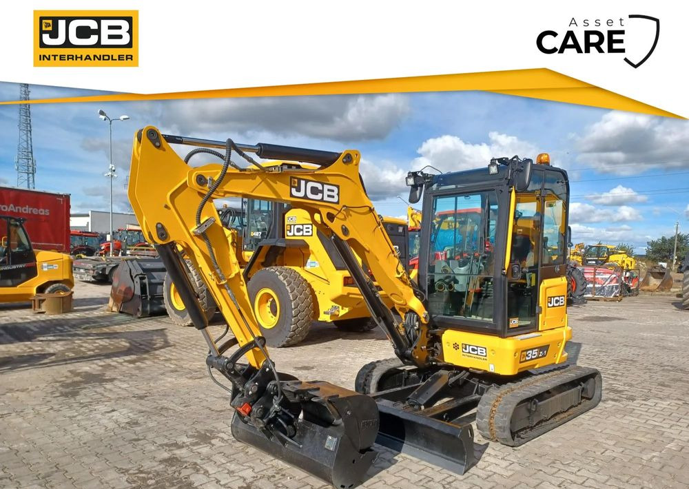 JCB 35Z-1 - حفارة مصغرة: صور 1 JCB 35Z-1 - حفارة مصغرة: صور 1