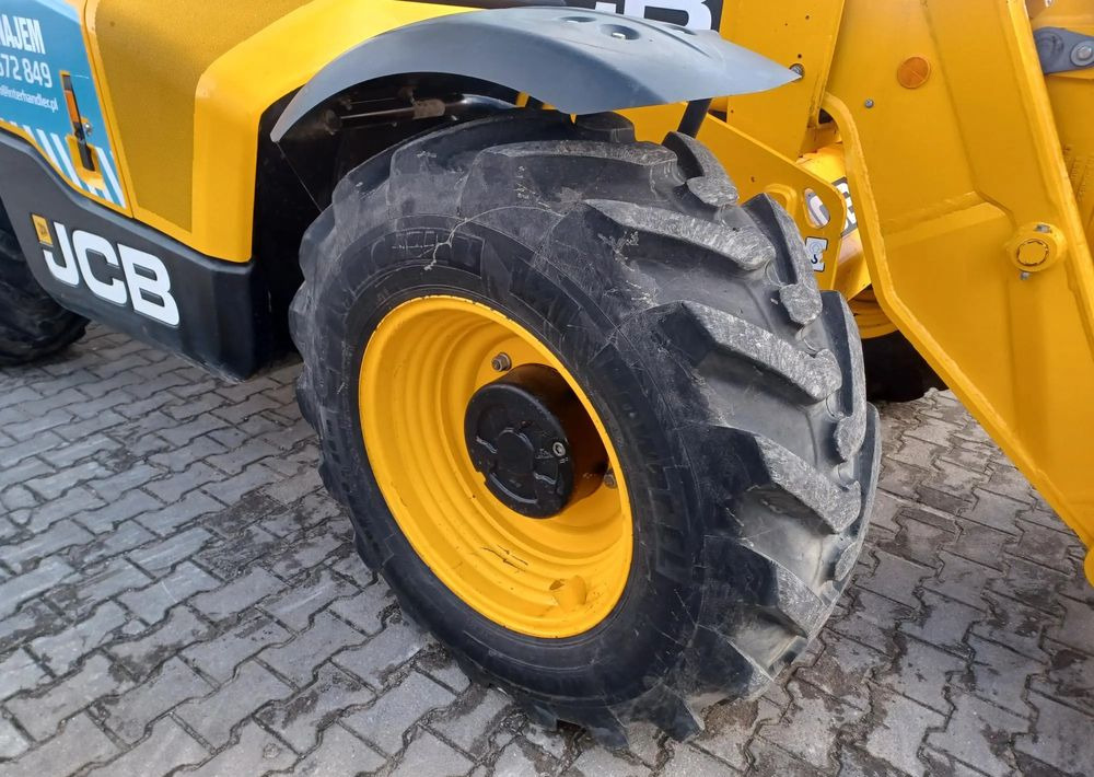 رافعة تلسكوبية JCB 531-70: صور 10