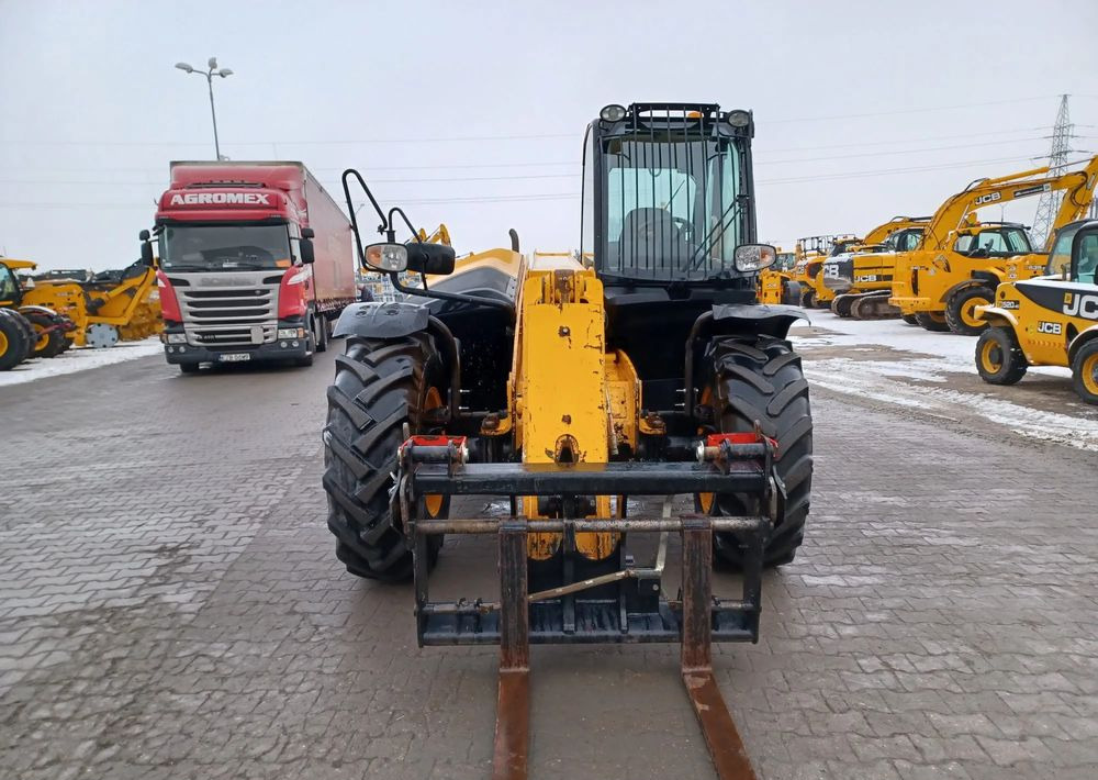 JCB 531-70 - رافعة تلسكوبية: صور 3 JCB 531-70 - رافعة تلسكوبية: صور 3